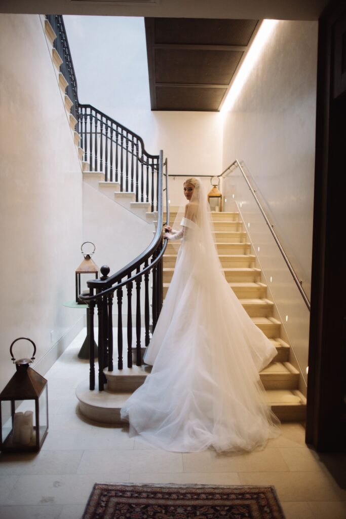 Discover my updated list of favorite Detroit wedding venues for 2025, including Shinola Hotel, Book Tower, DIA, State Savings Bank, Michigan Central Station, and more. Perfect for timeless, elegant weddings.