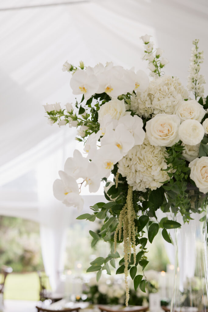 Luxury Backyard Estate Wedding in Howell, Michigan