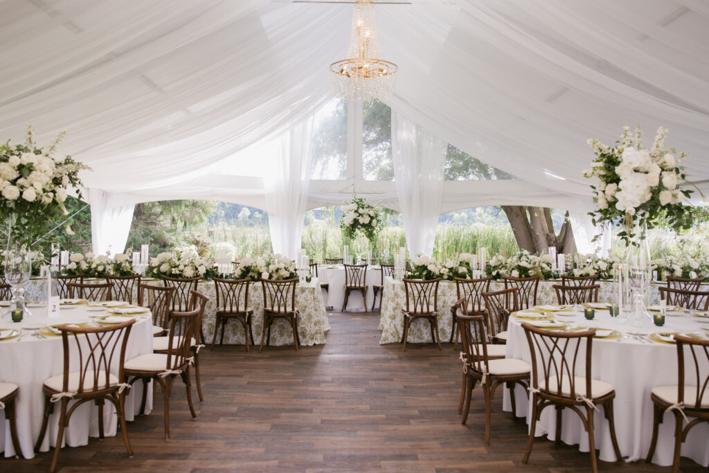 Luxury Backyard Estate Wedding in Howell, Michigan